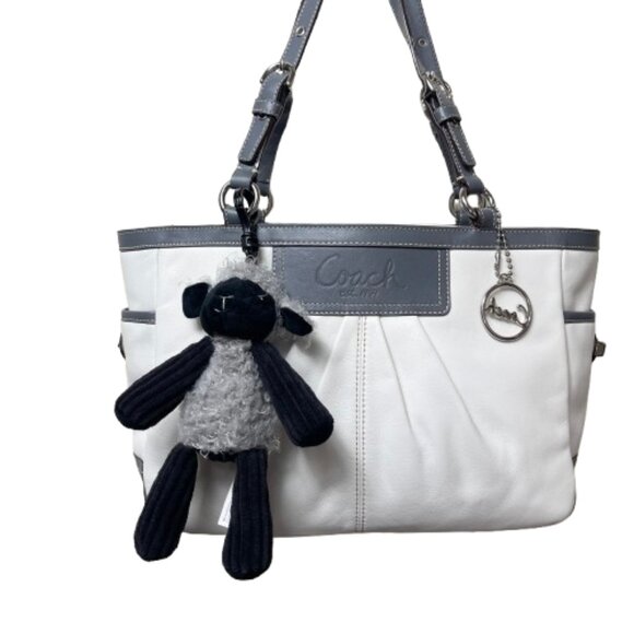 New Scentsy XL Buddy Lulu the Lamb Plush Var Key Keychain Charm Pendant 9,5" - Picture 7 of 10